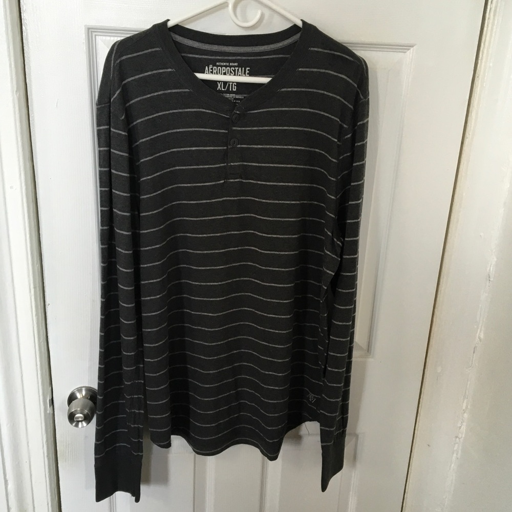 Aeropostale Gray Long Sleeve Shirt Size XL